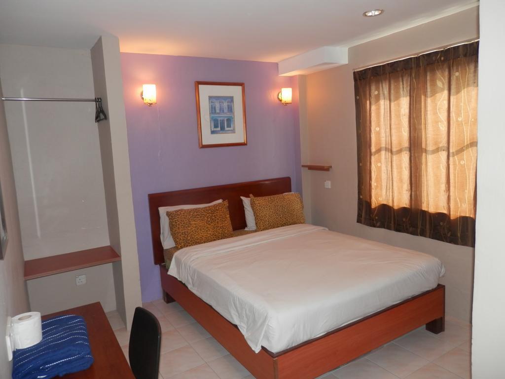 Travellers Planet Hotel & Guesthouse Malacca Exteriör bild