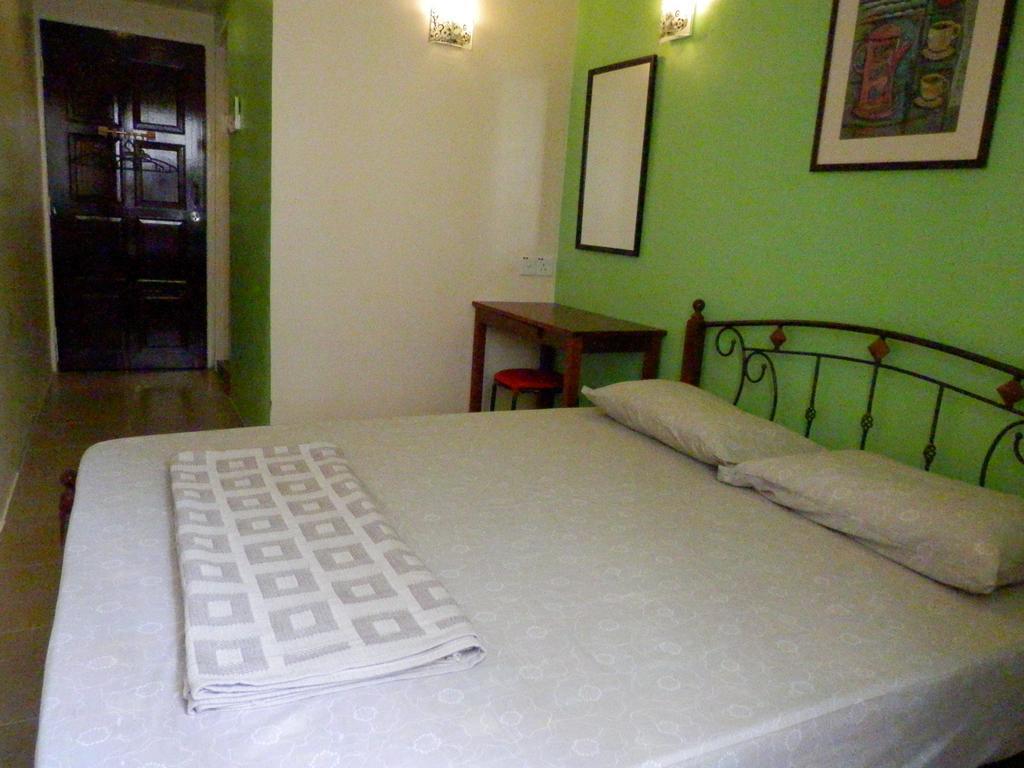 Travellers Planet Hotel & Guesthouse Malacca Exteriör bild