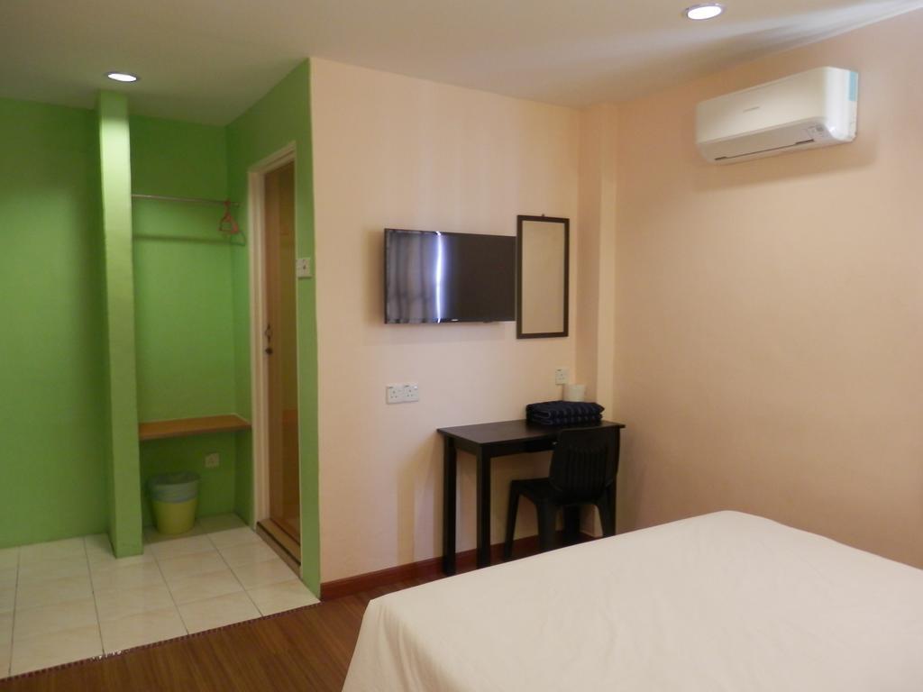 Travellers Planet Hotel & Guesthouse Malacca Exteriör bild