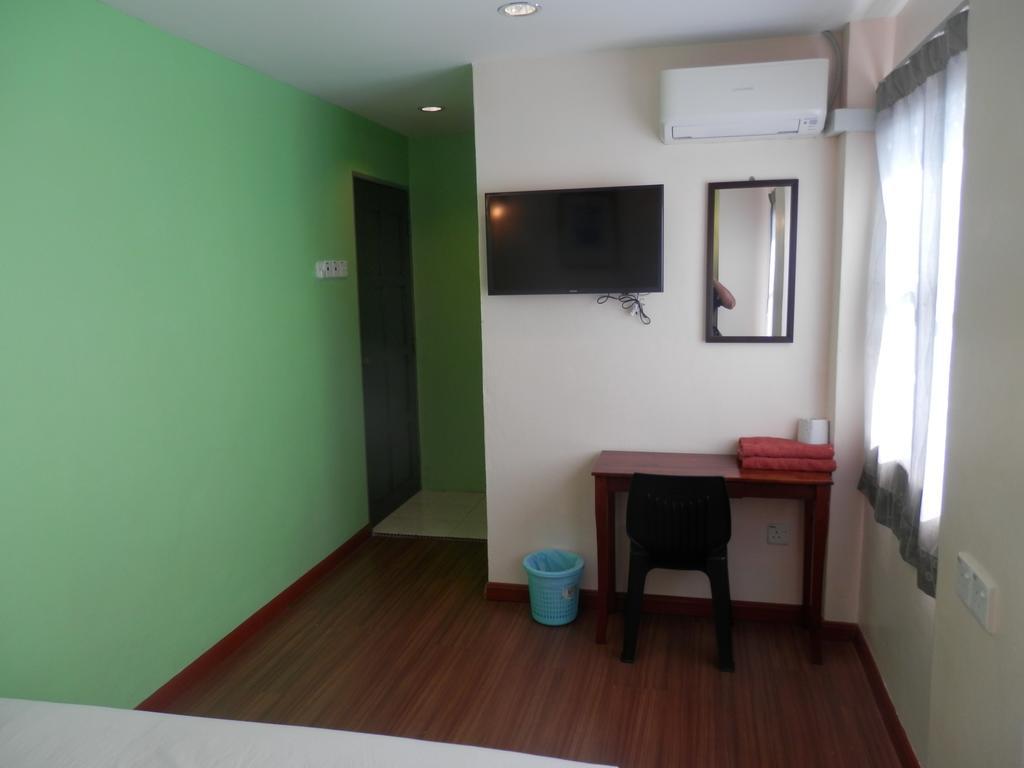 Travellers Planet Hotel & Guesthouse Malacca Exteriör bild