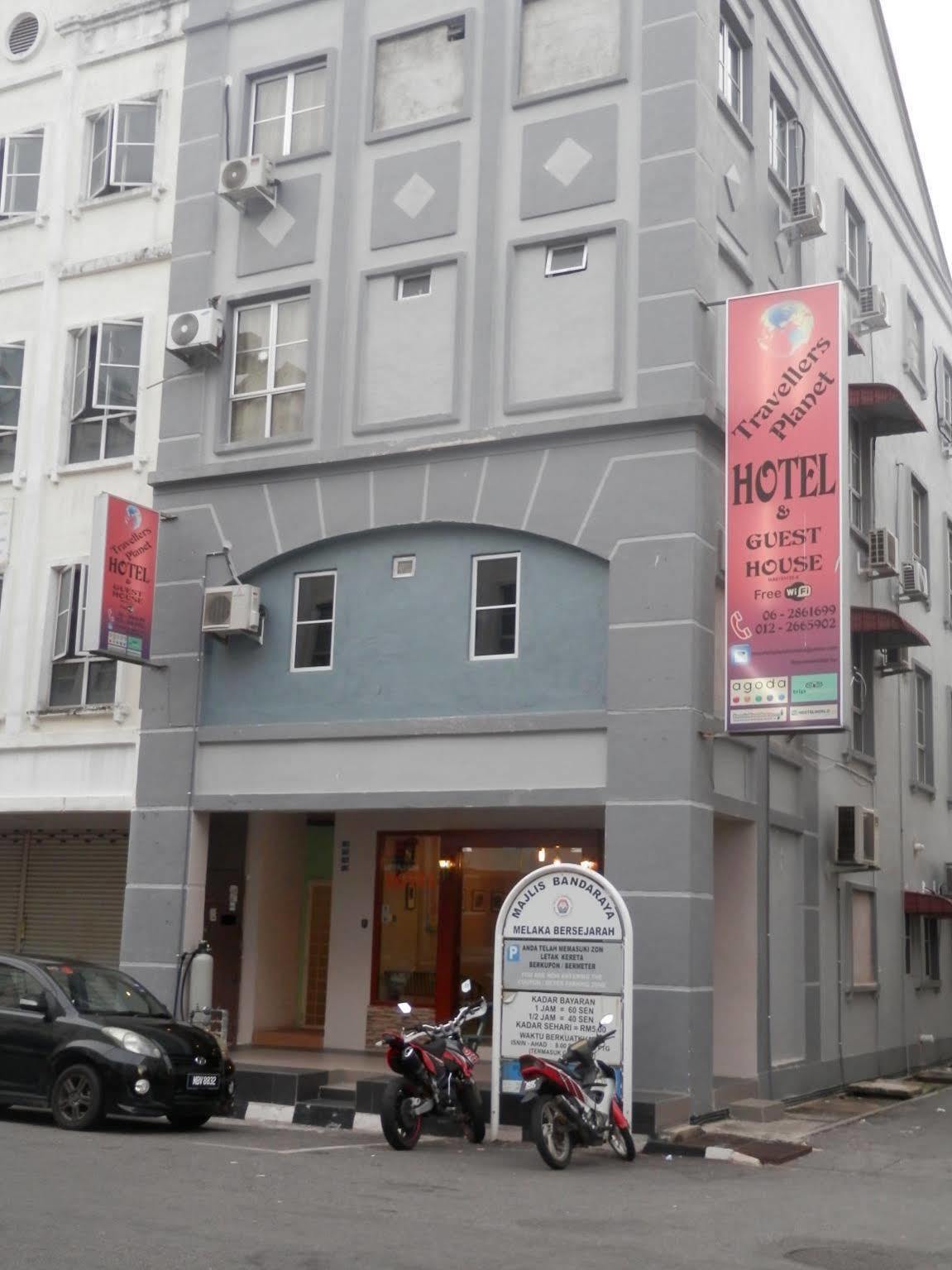 Travellers Planet Hotel & Guesthouse Malacca Exteriör bild